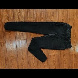 Black high waisted skinny jeans